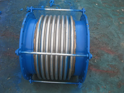 滎陽客戶訂（dìng）購大批耐高（gāo）溫波紋補償（cháng）器